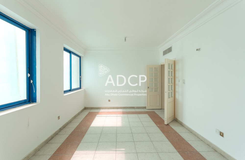 Living area ADCP 430 in Al Nahyan